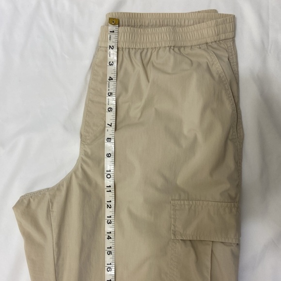 UniQLOl,Women’s ,Cream, Long, Cargo Pants With Elastic Ankle.Size-Large. - Picture 5 of 11